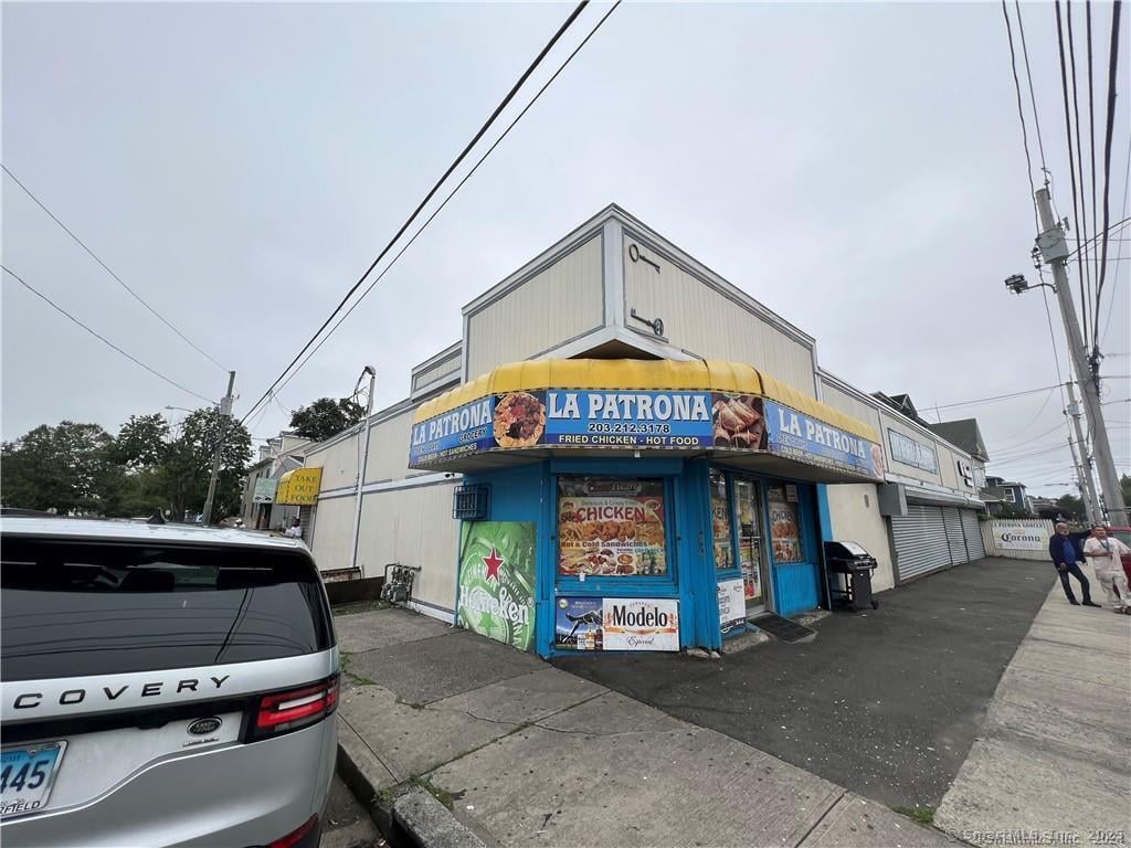 Bridgeport Commercial Photo 3