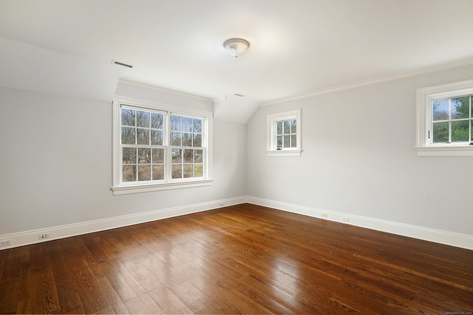 33 Middlebrook Farm Road Photo 17