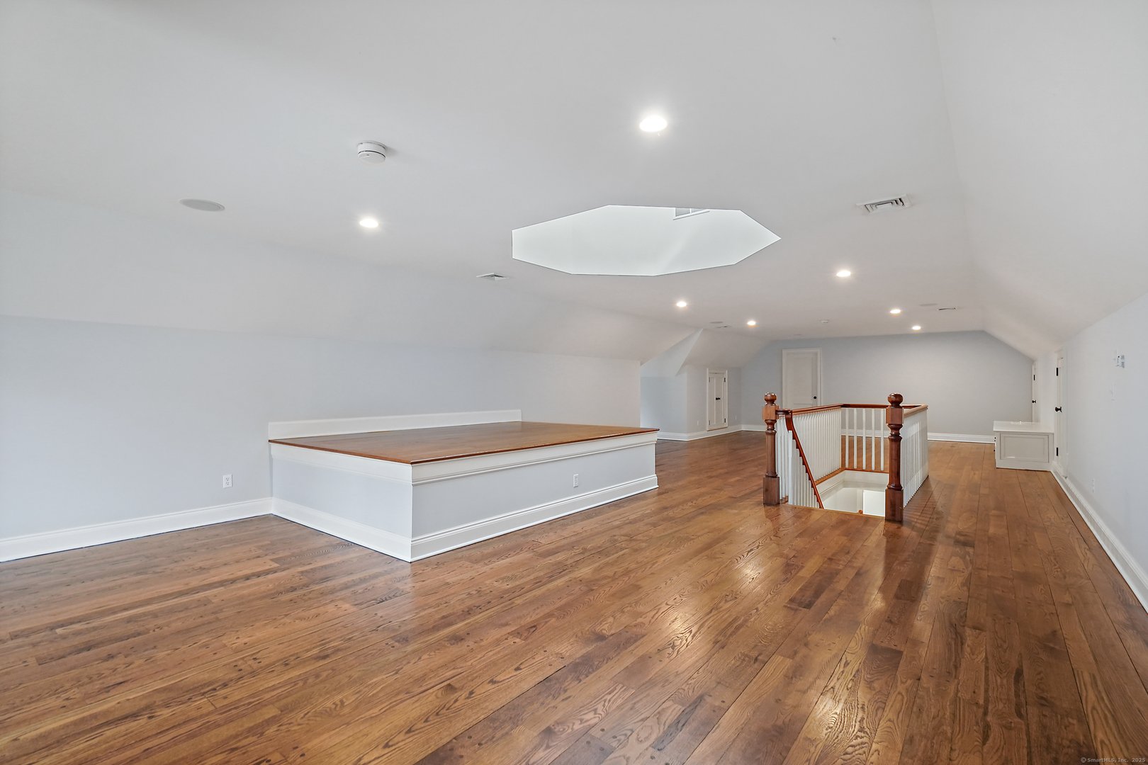 33 Middlebrook Farm Road Photo 29