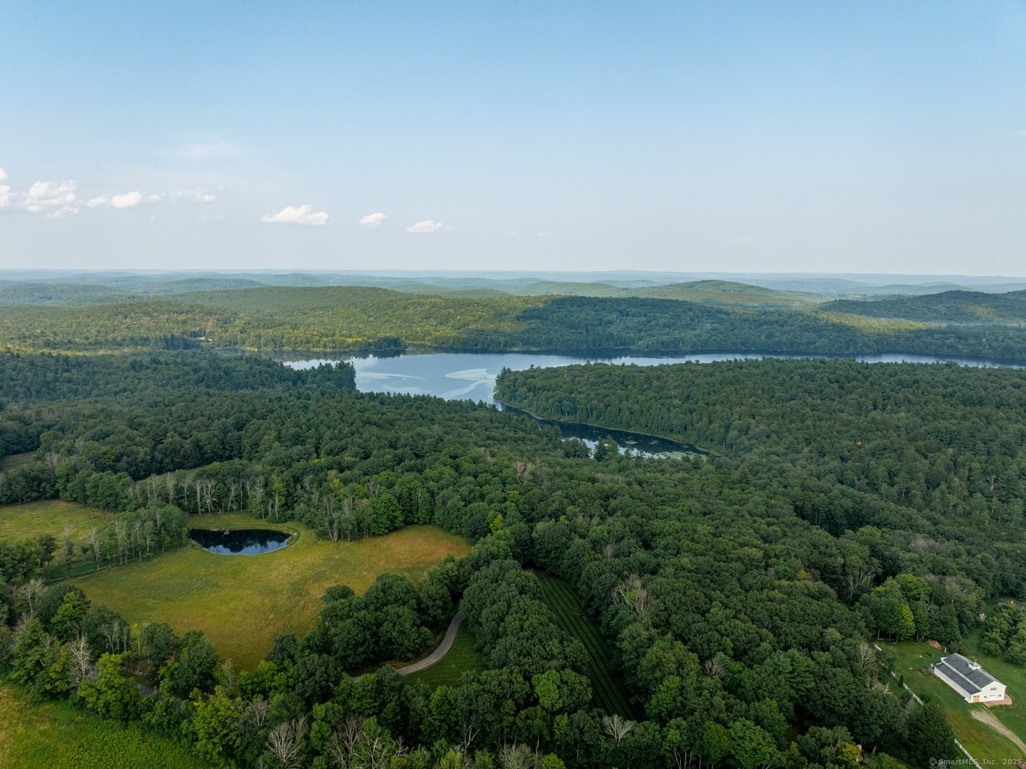 841 Winchester Road Photo 4