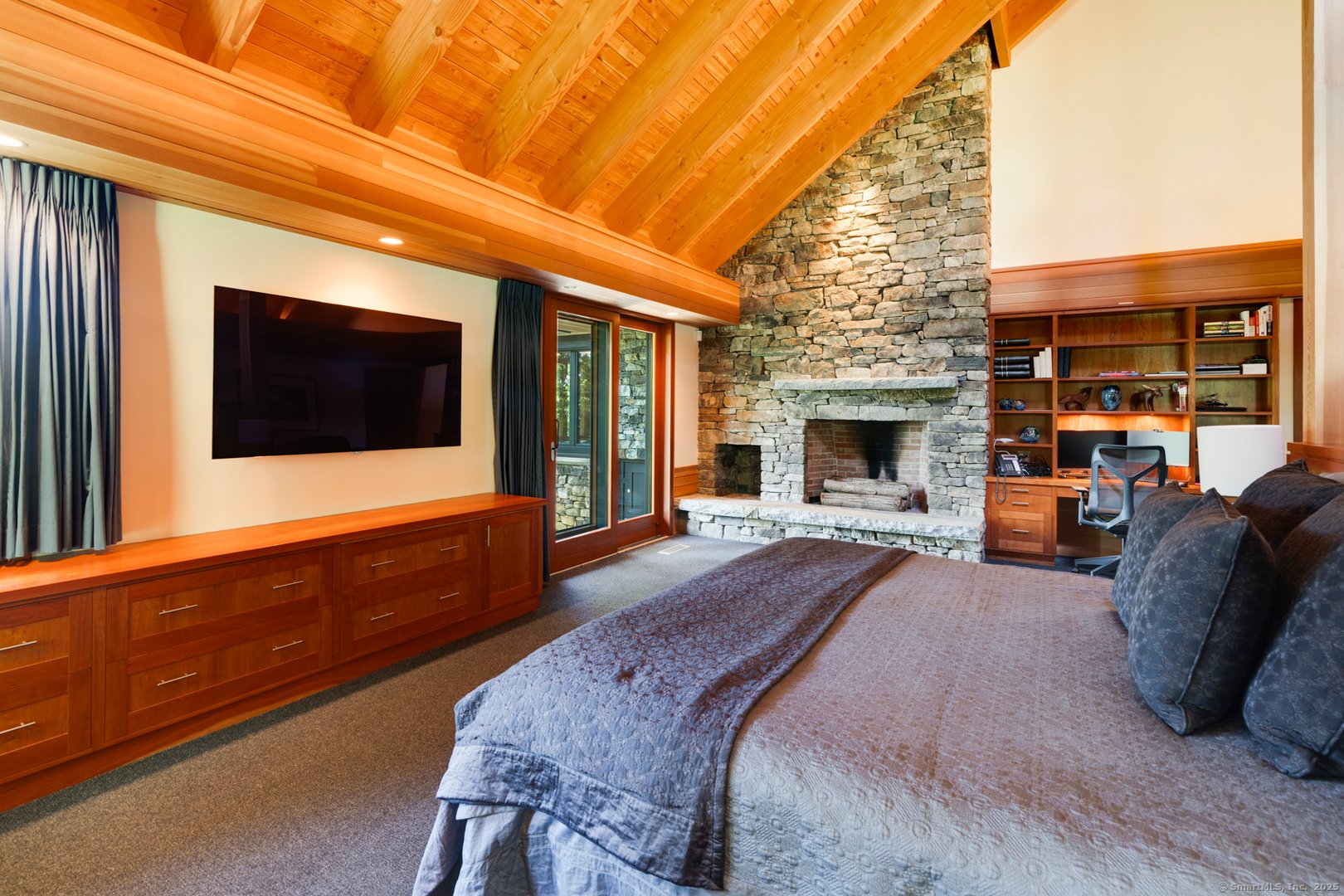 841 Winchester Road Photo 17