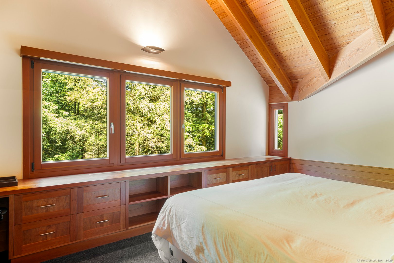 841 Winchester Road Photo 22