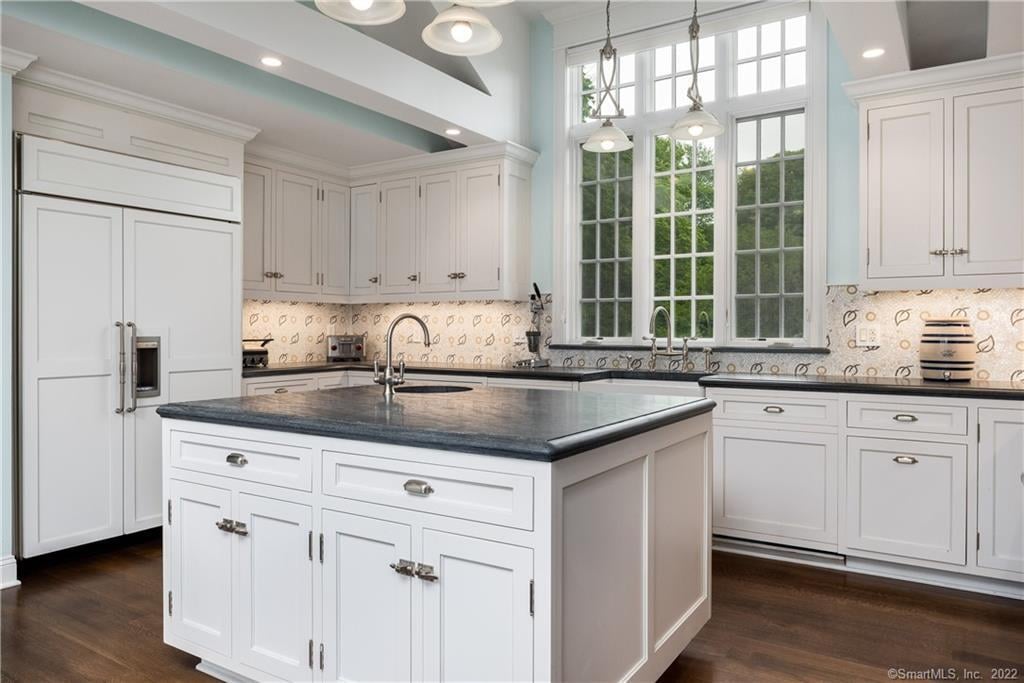 229 Umpawaug Road Photo 7