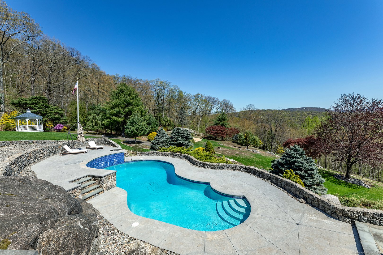 155 Shortwoods Road Photo 37