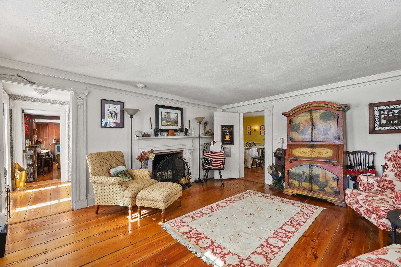 802 State Road Photo 15