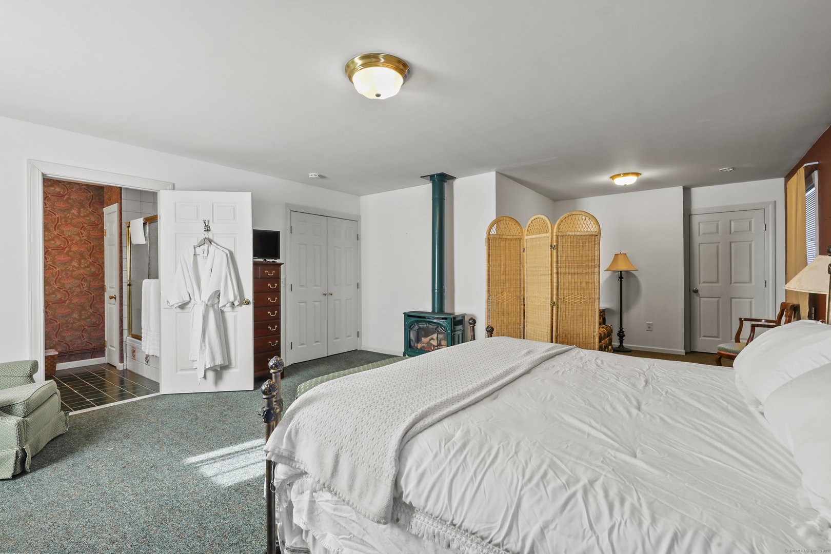 802 State Road Photo 28