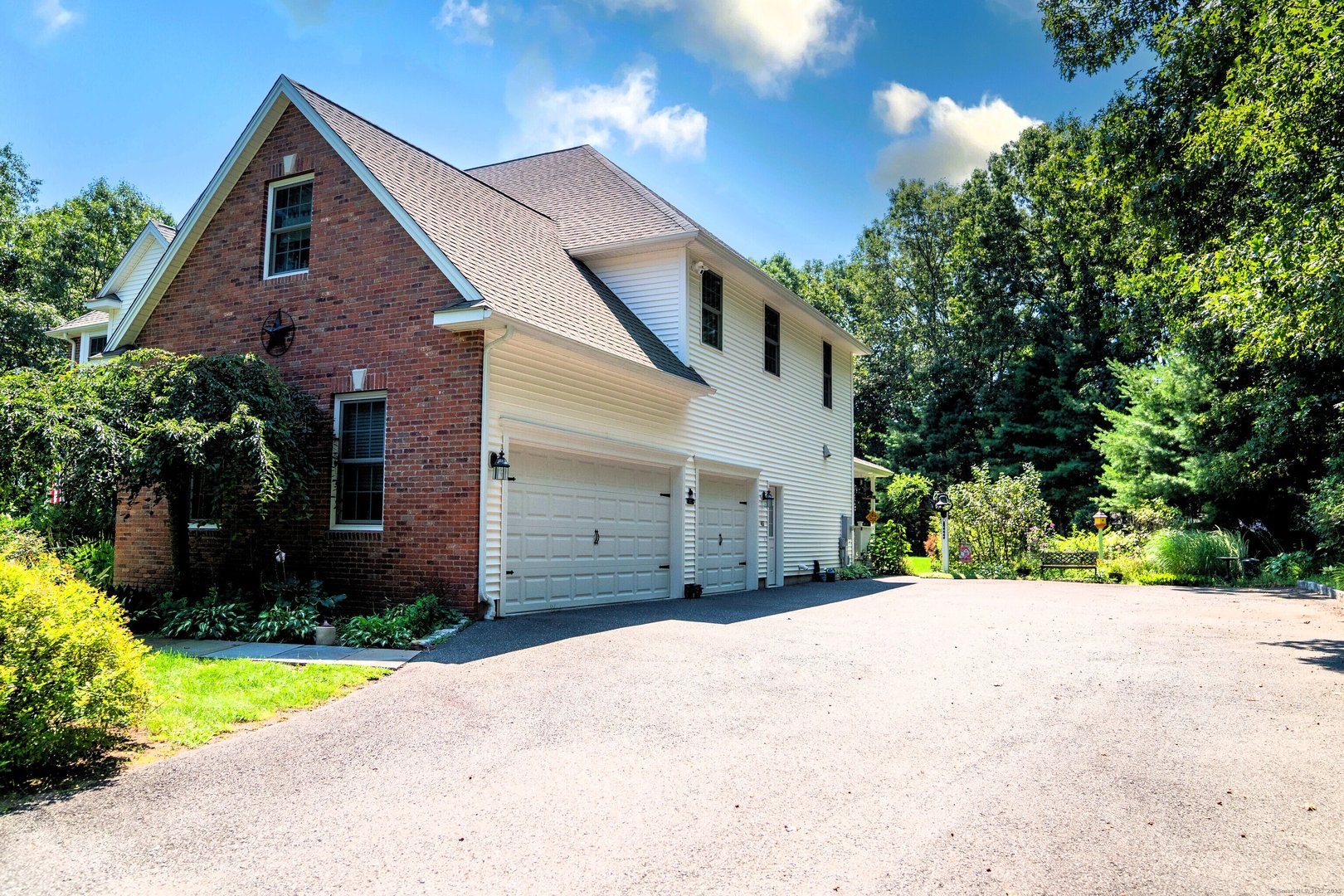 45 North Gate Road Photo 2