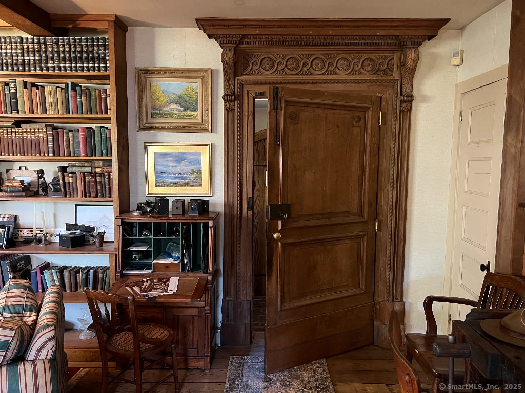 9 Columbus Avenue Photo 12