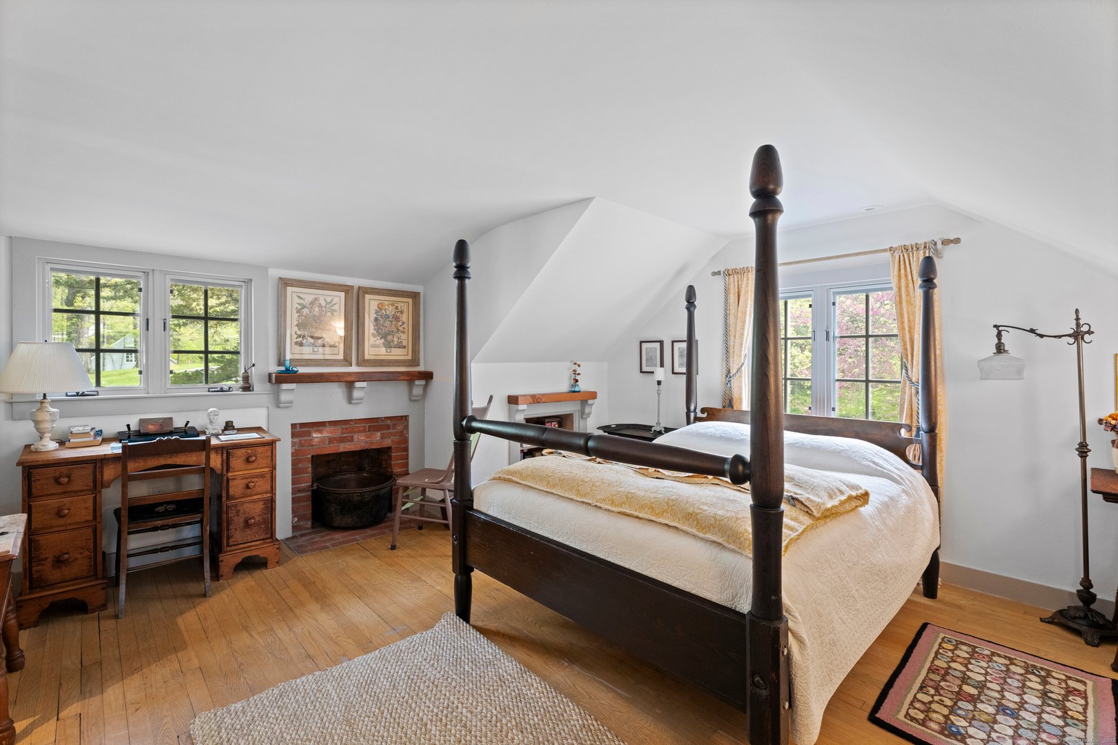 38 Three Bridges Road Photo 21