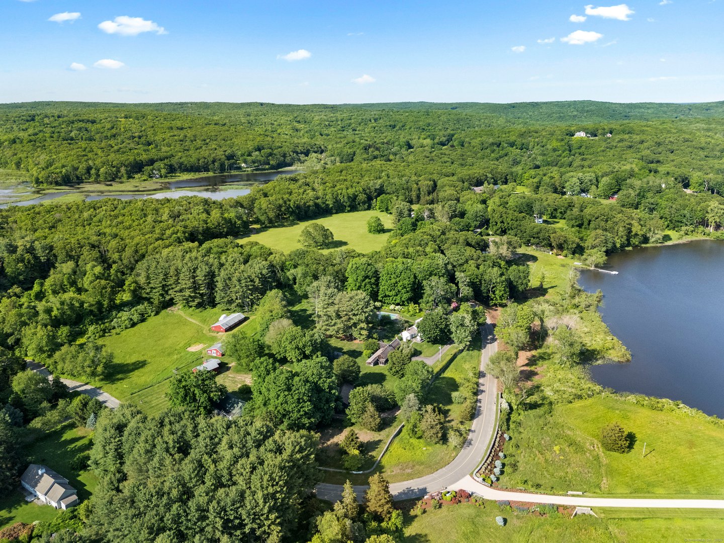 53-1 Selden Road Road Photo 36