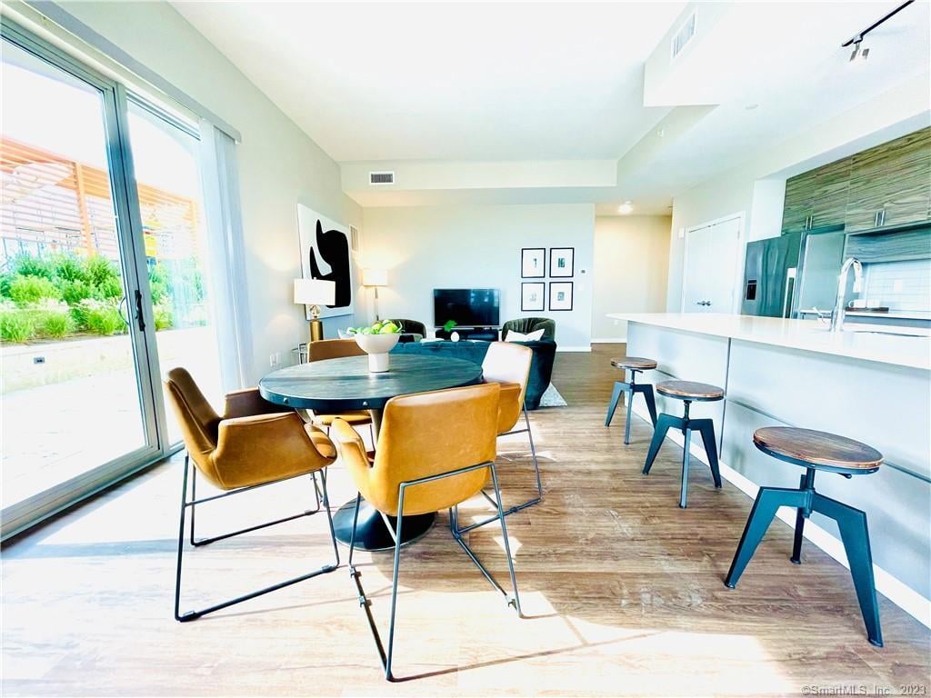 900 Pacific Street  #702 Photo 2