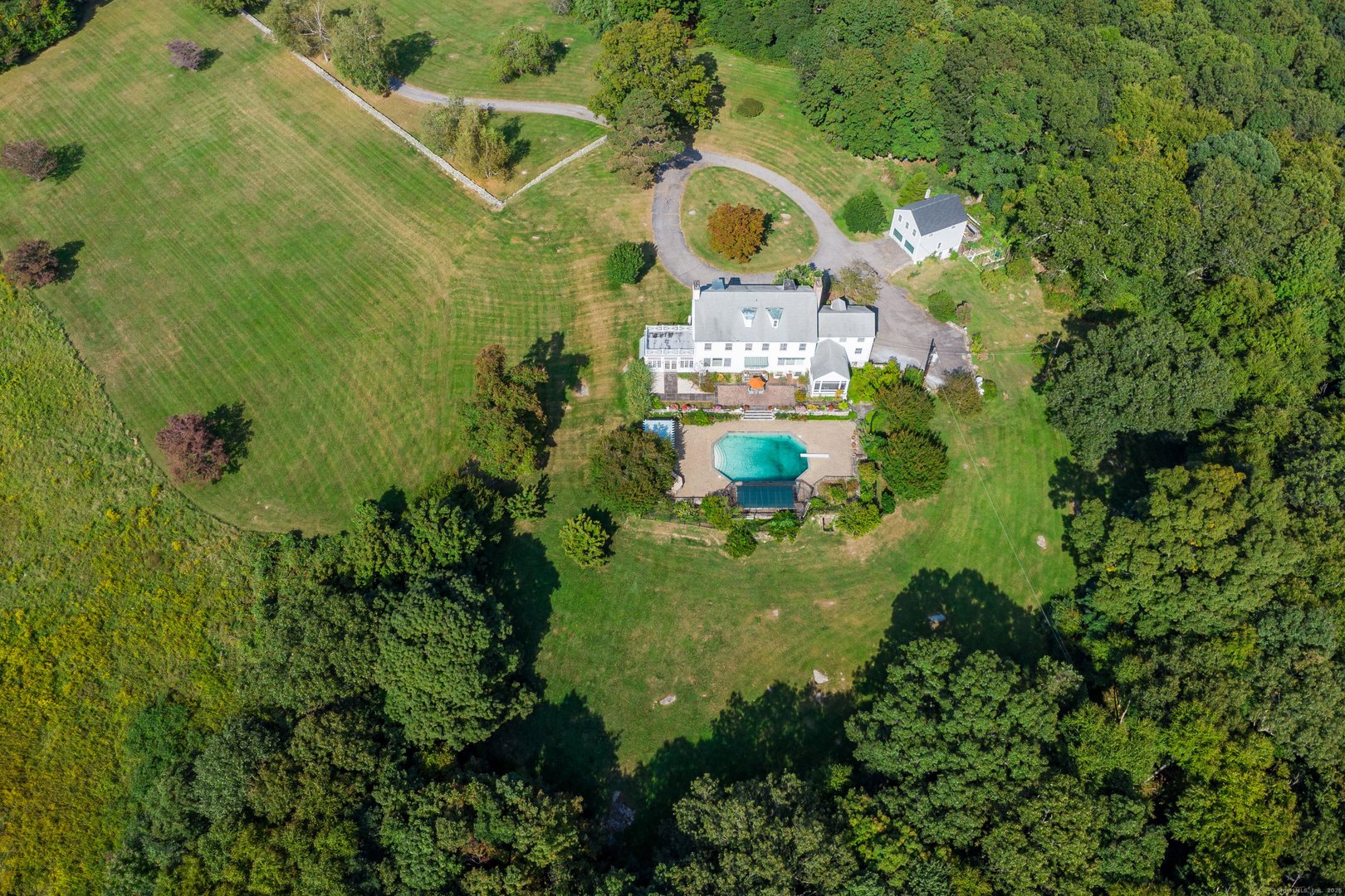 49 Great Ring Road Photo 34