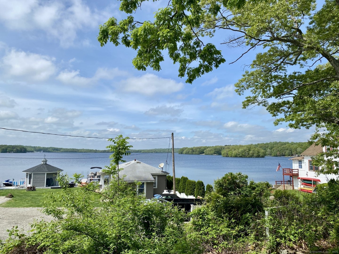 52 Lake View Avenue Photo 7