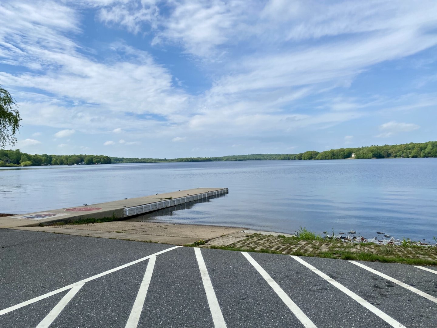 52 Lake View Avenue Photo 9