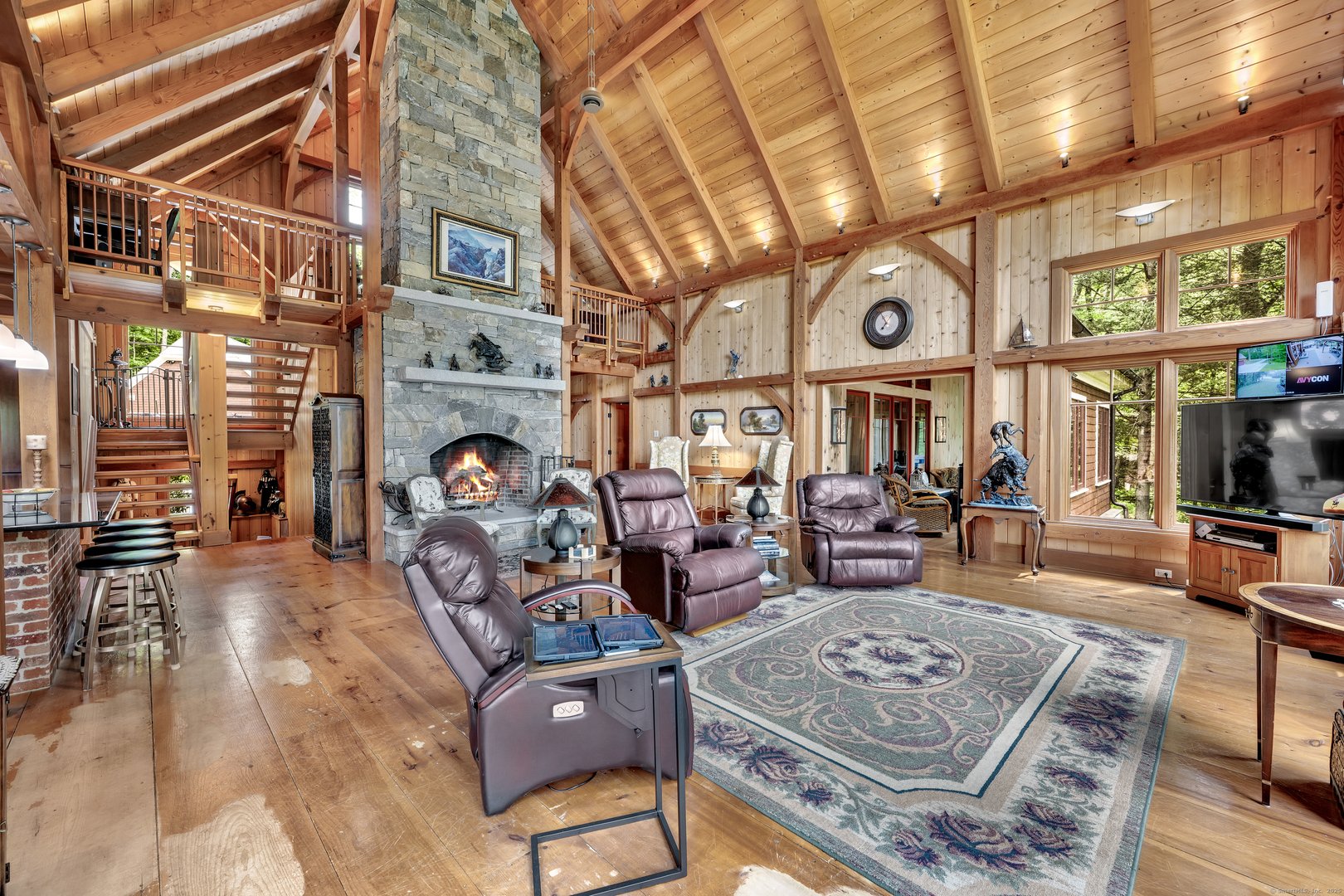 218 Kuhne Road Photo 6