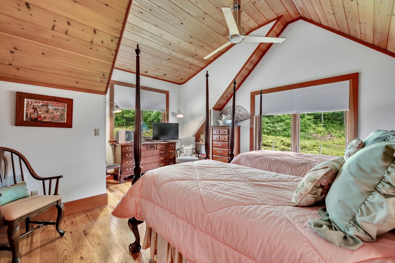 218 Kuhne Road Photo 24