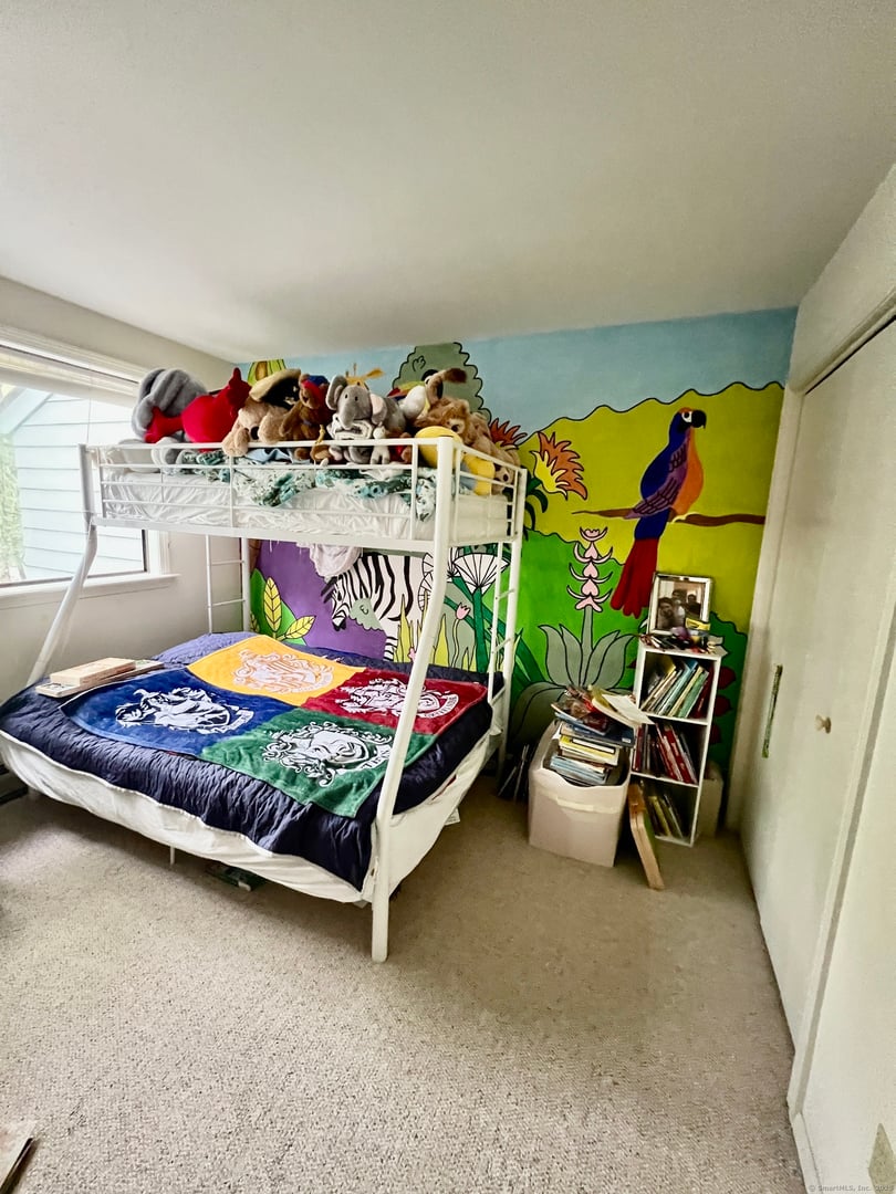 225 Ledge Drive Photo 11