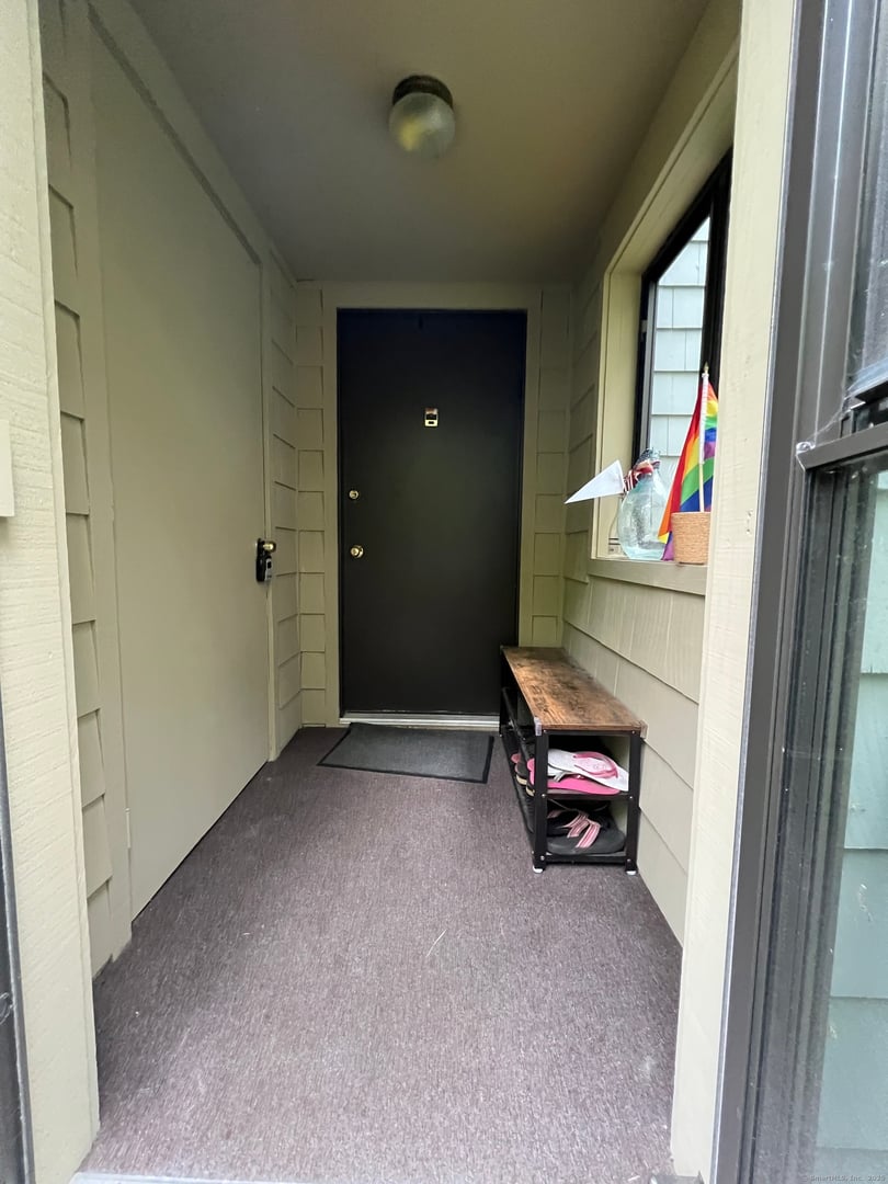 225 Ledge Drive Photo 14