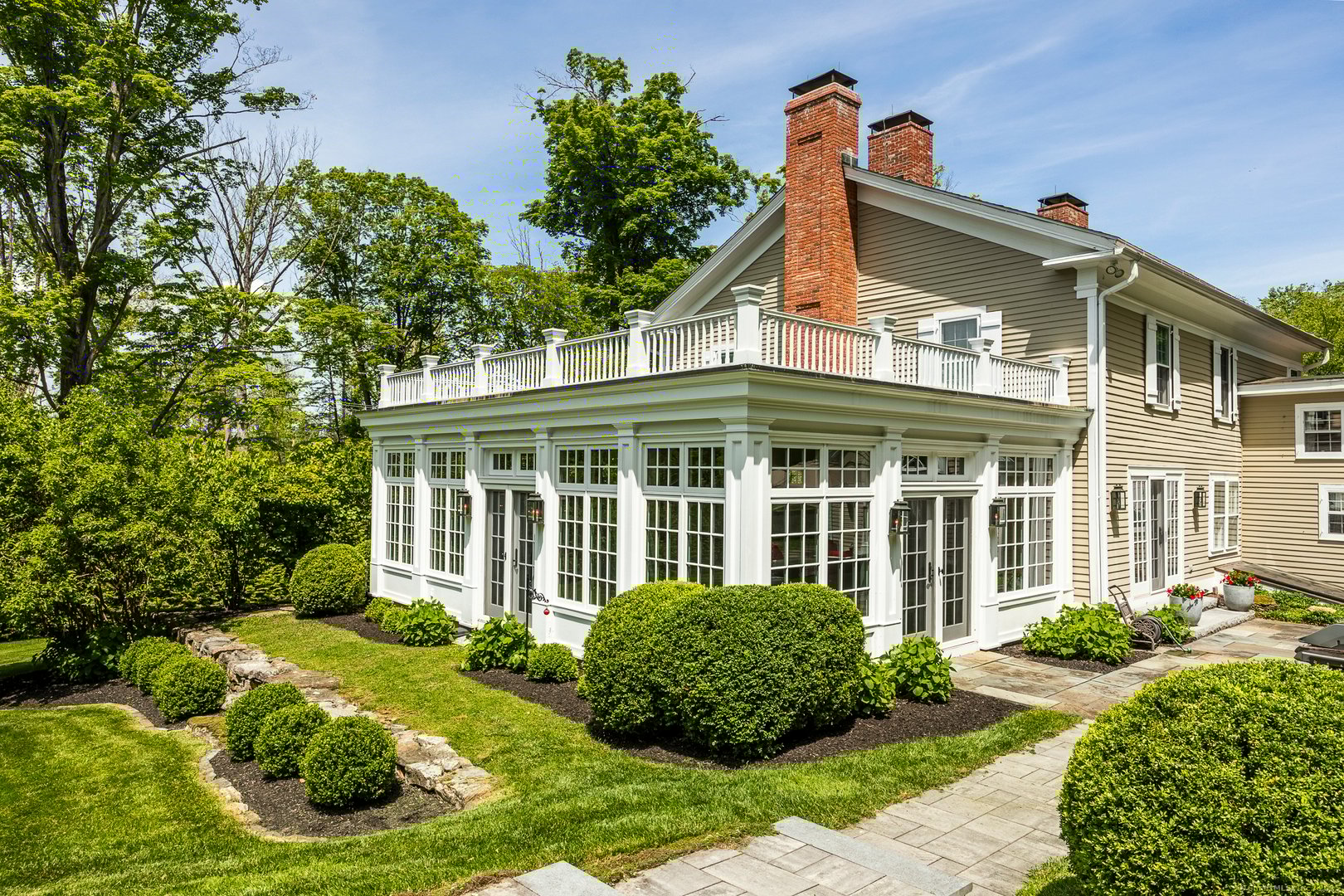 354 Route 7 North Photo 10