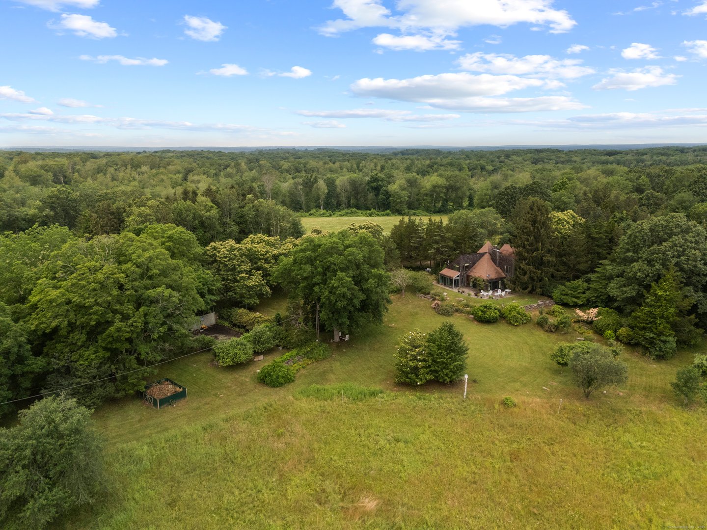 55a Anna Farm Road West Photo 9