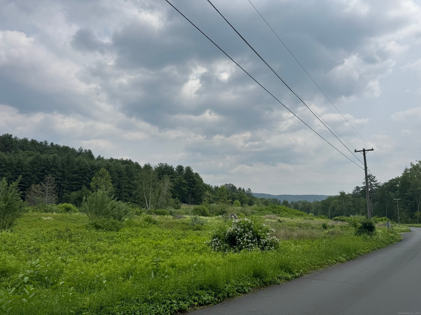 82 Riverton Road Photo 3