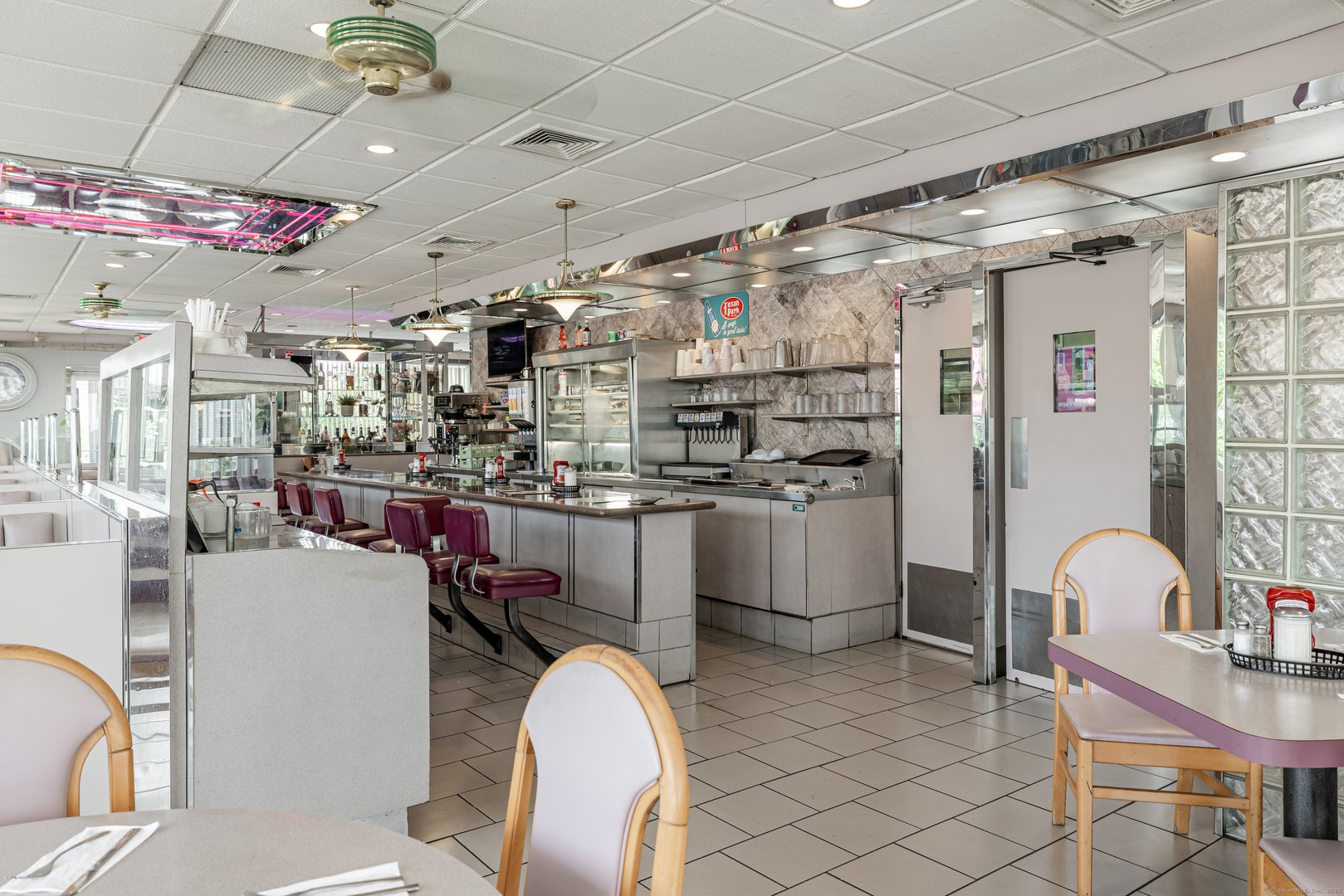 706 Campbell Avenue Photo 1