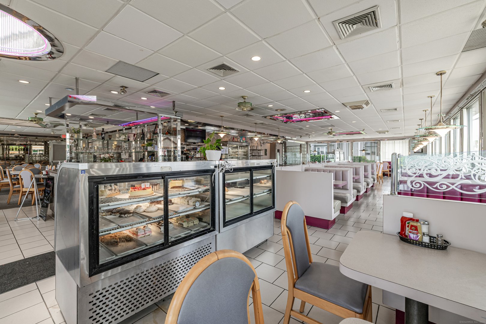 706 Campbell Avenue Photo 2