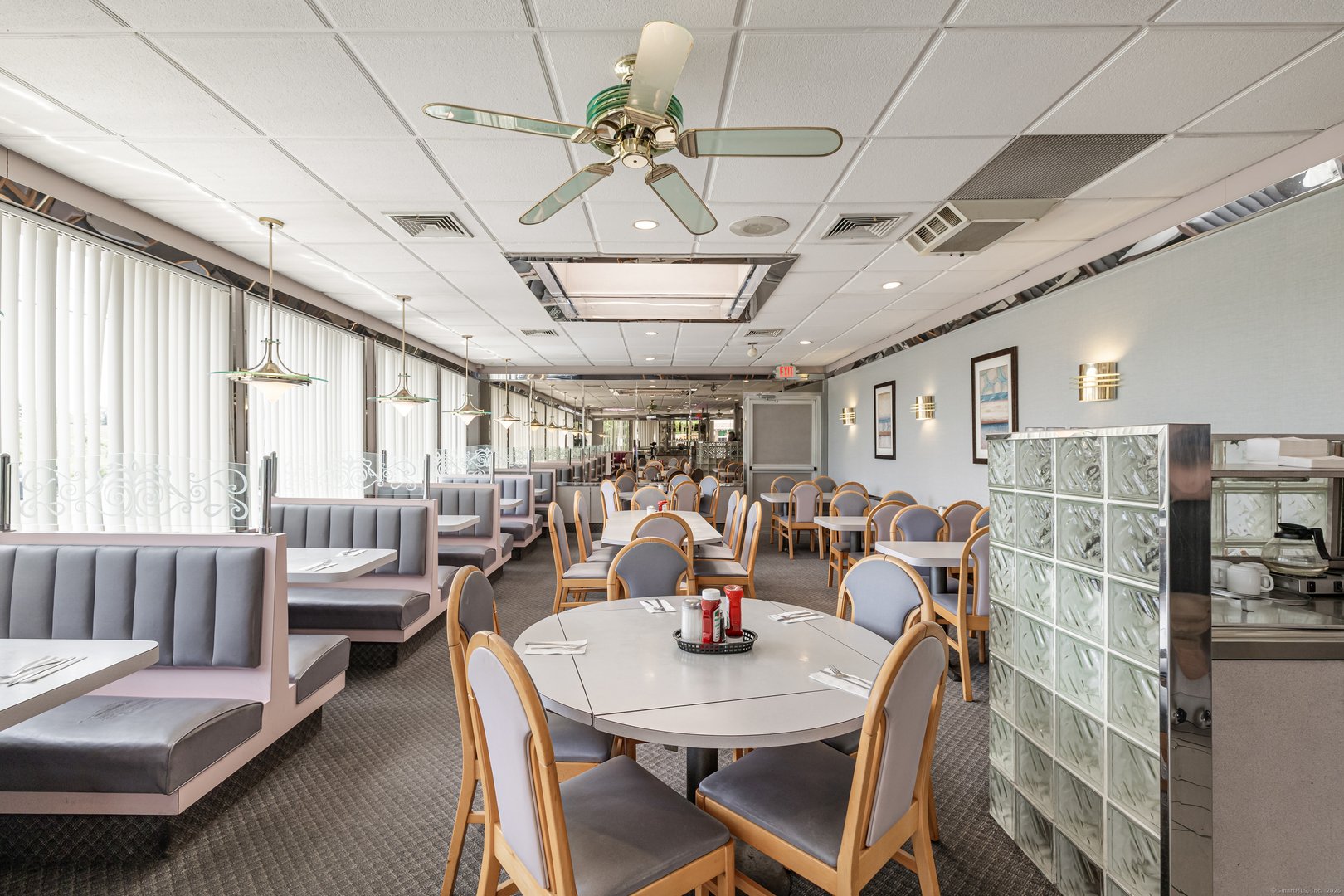 706 Campbell Avenue Photo 6