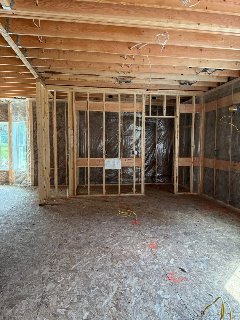 39 Jerome Avenue Photo 7