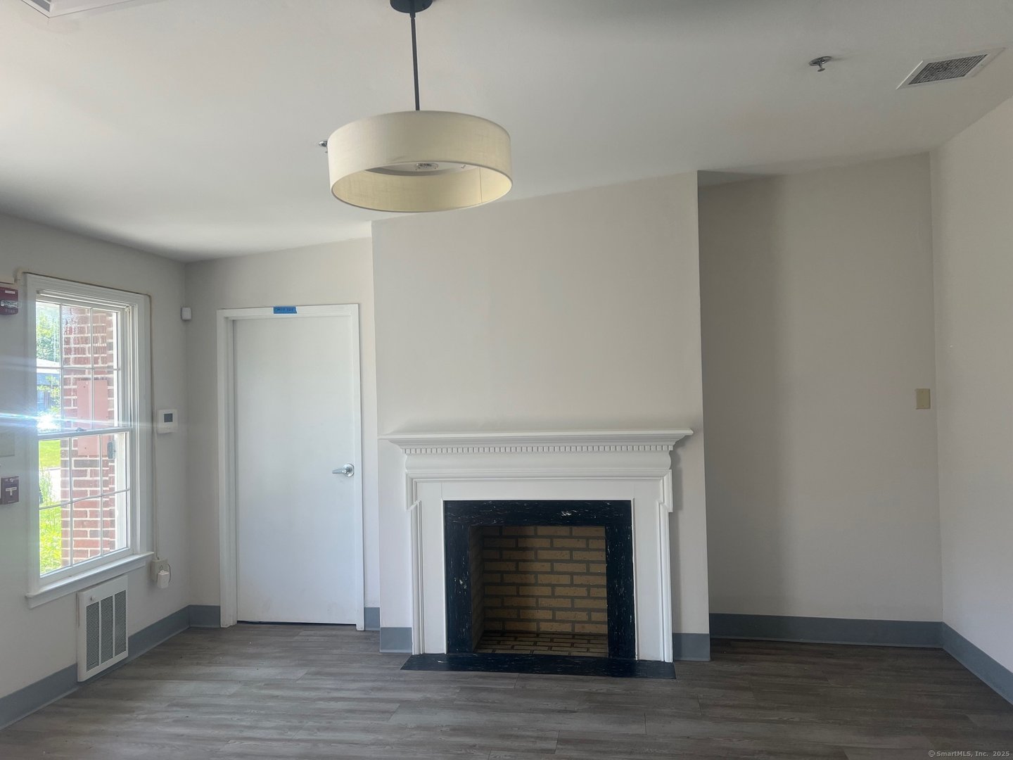 89 Viets Street Photo 2