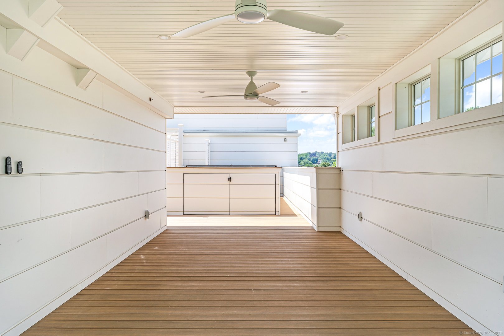 32 Broadway Avenue Photo 17