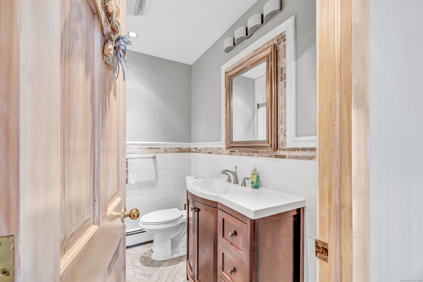 40 Walnut Street Photo 10