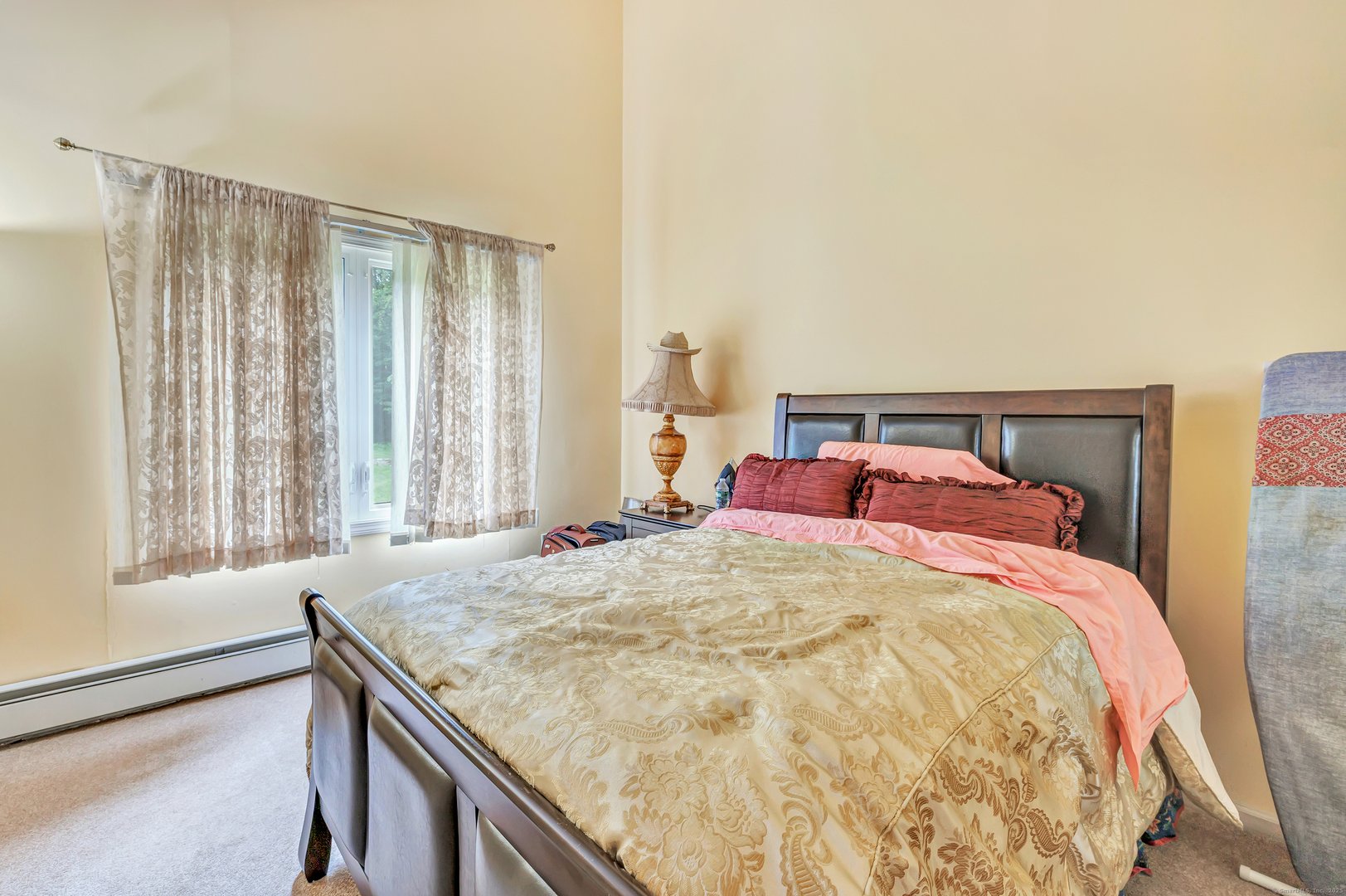 40 Walnut Street Photo 15