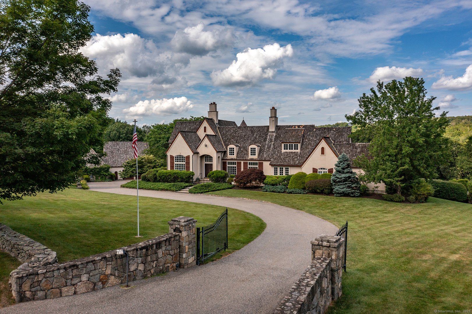 370 Northrop Street Photo 1