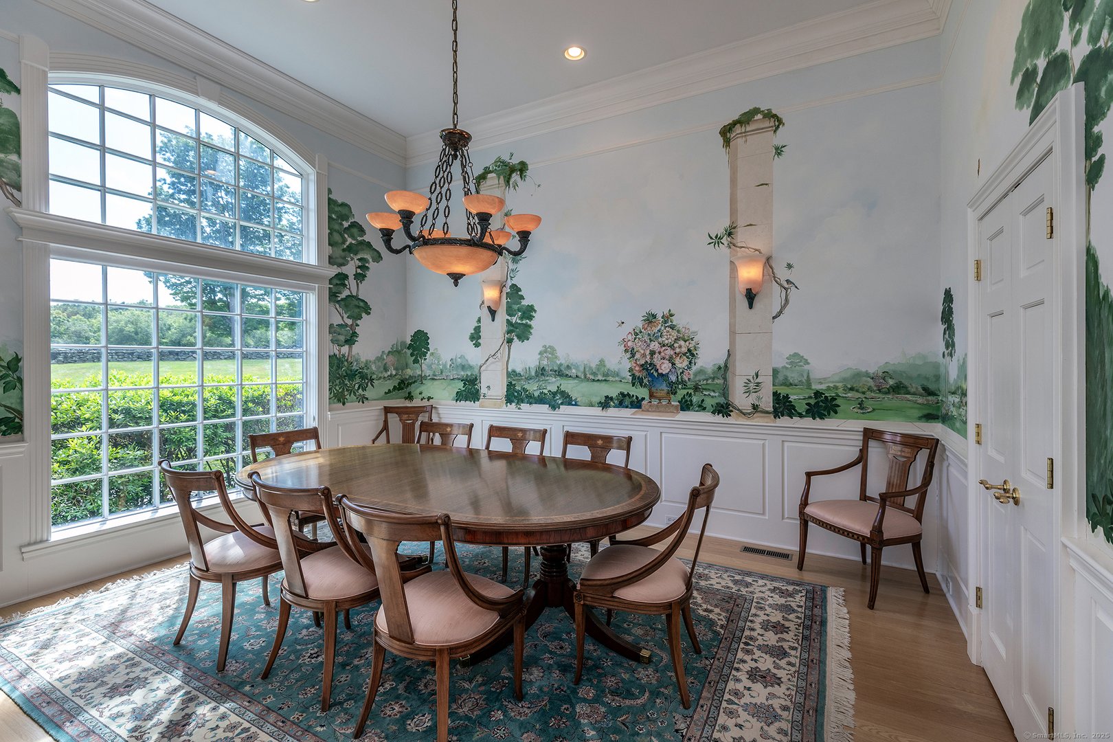 370 Northrop Street Photo 6