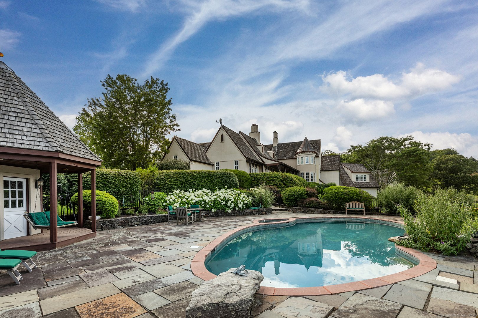 370 Northrop Street Photo 25