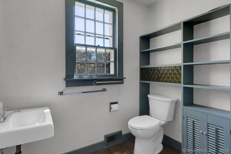 208 Wood Creek Road Photo 6