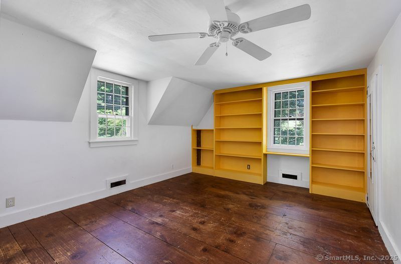 208 Wood Creek Road Photo 11