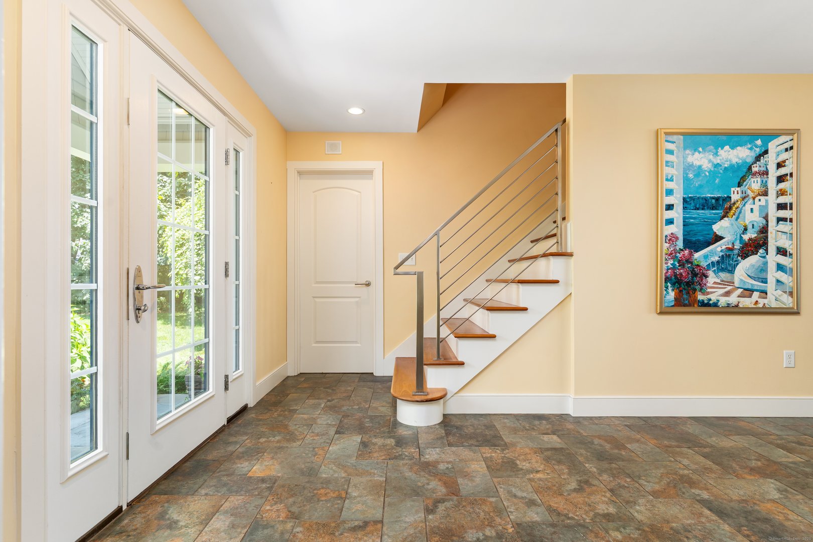 993 Pequot Avenue Photo 20