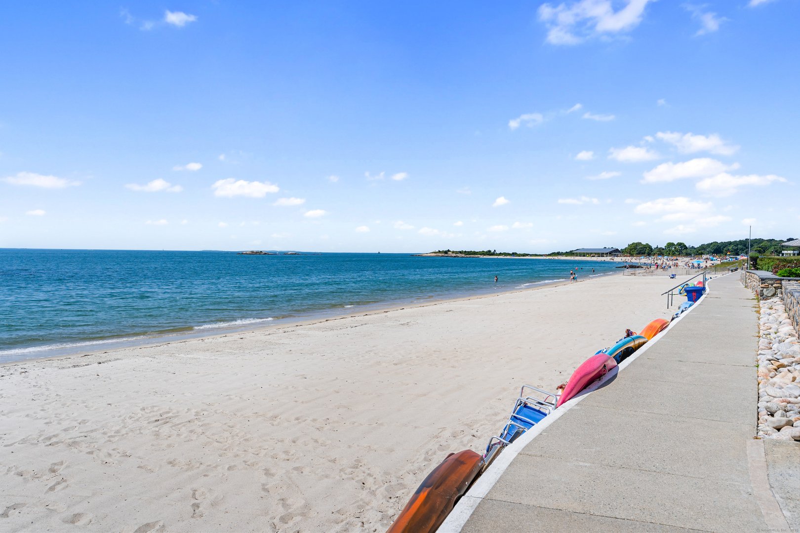 993 Pequot Avenue Photo 34