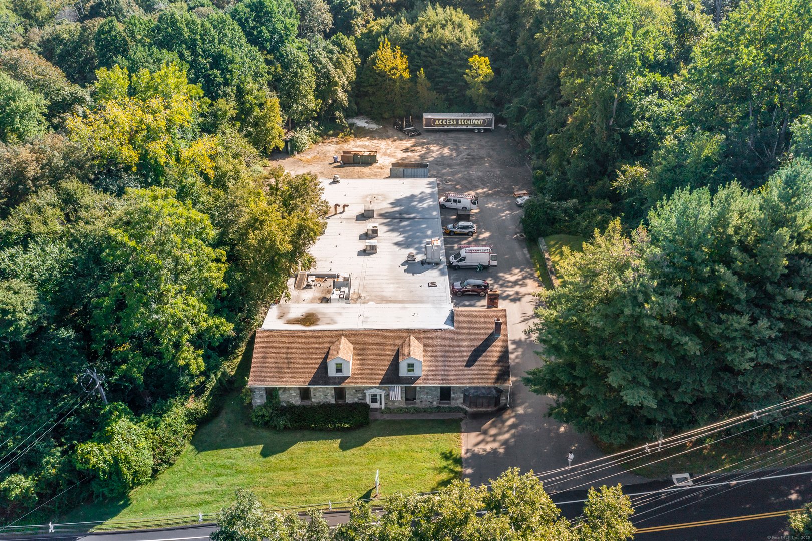 1480 Monroe Turnpike Photo 2