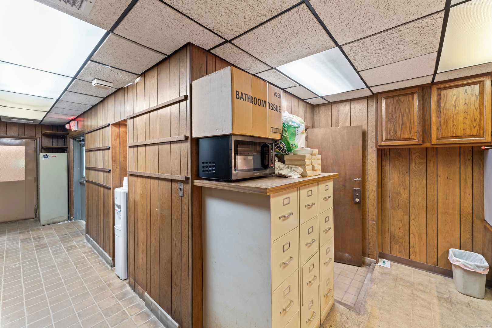 1480 Monroe Turnpike Photo 6