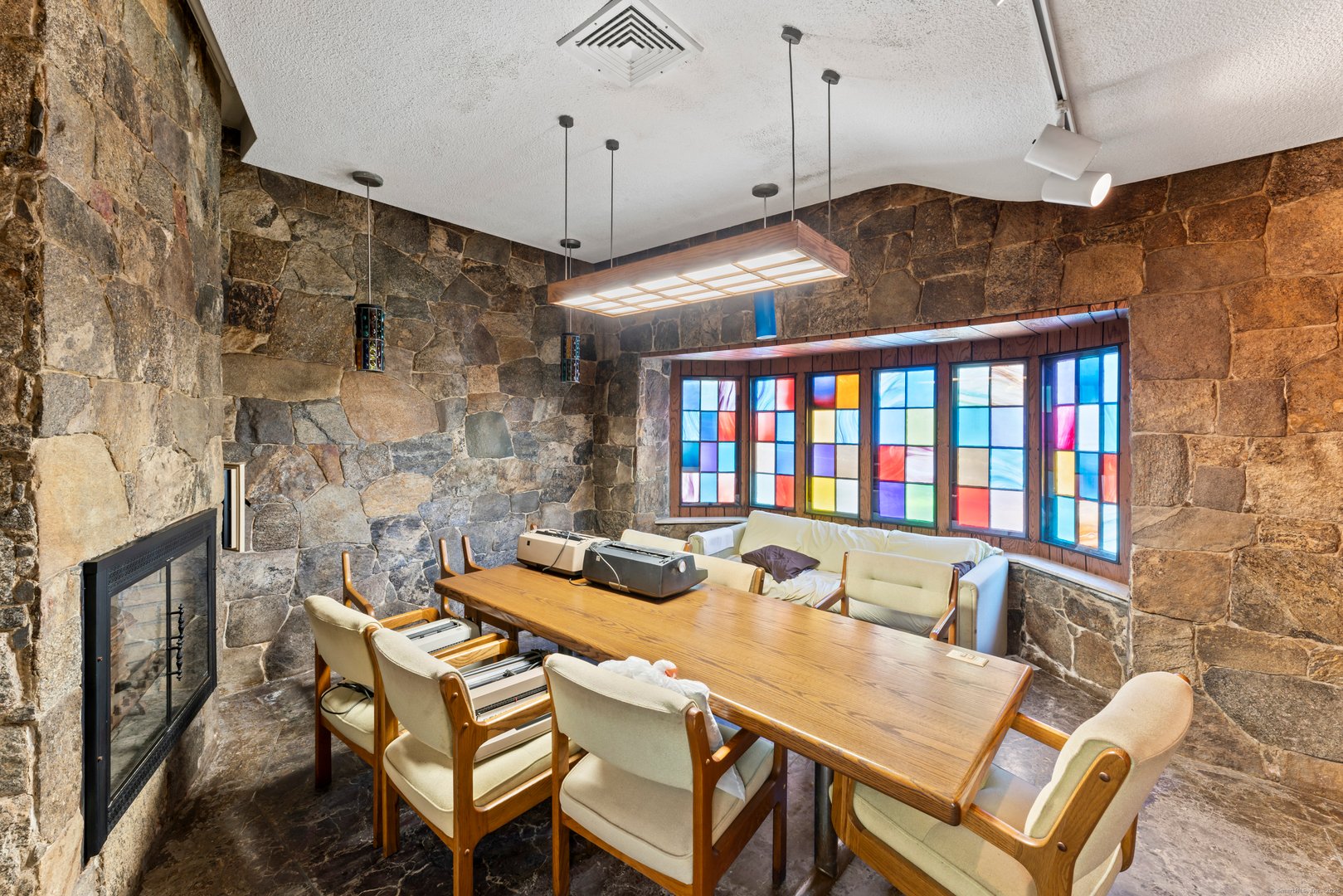 1480 Monroe Turnpike Photo 7