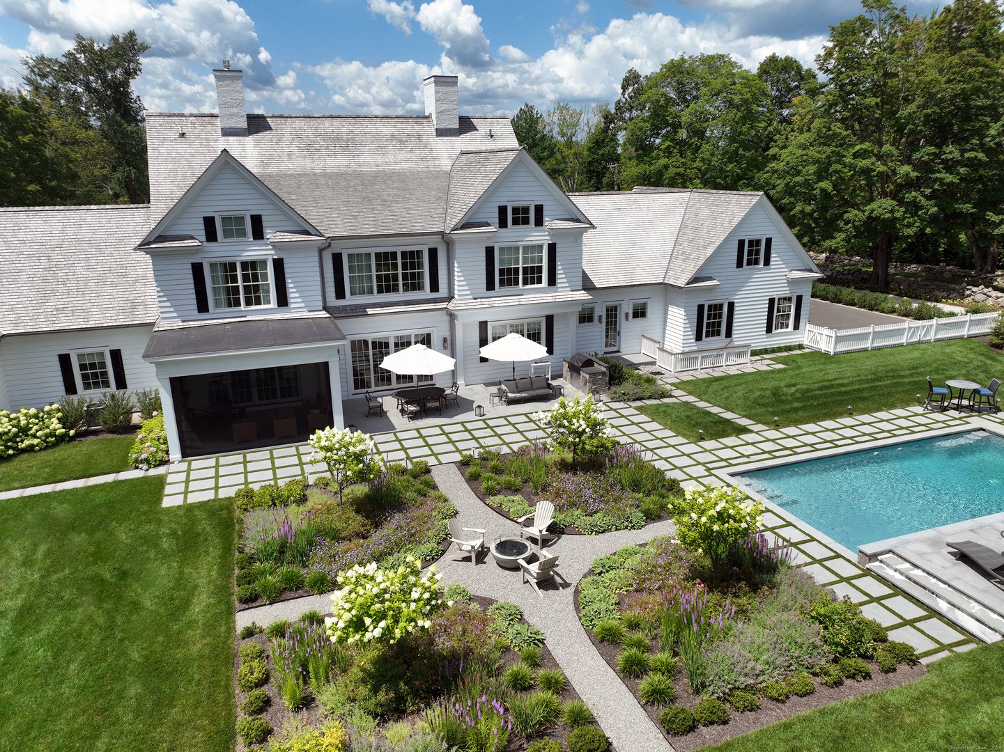 688 Hulls Farm Road Photo 15