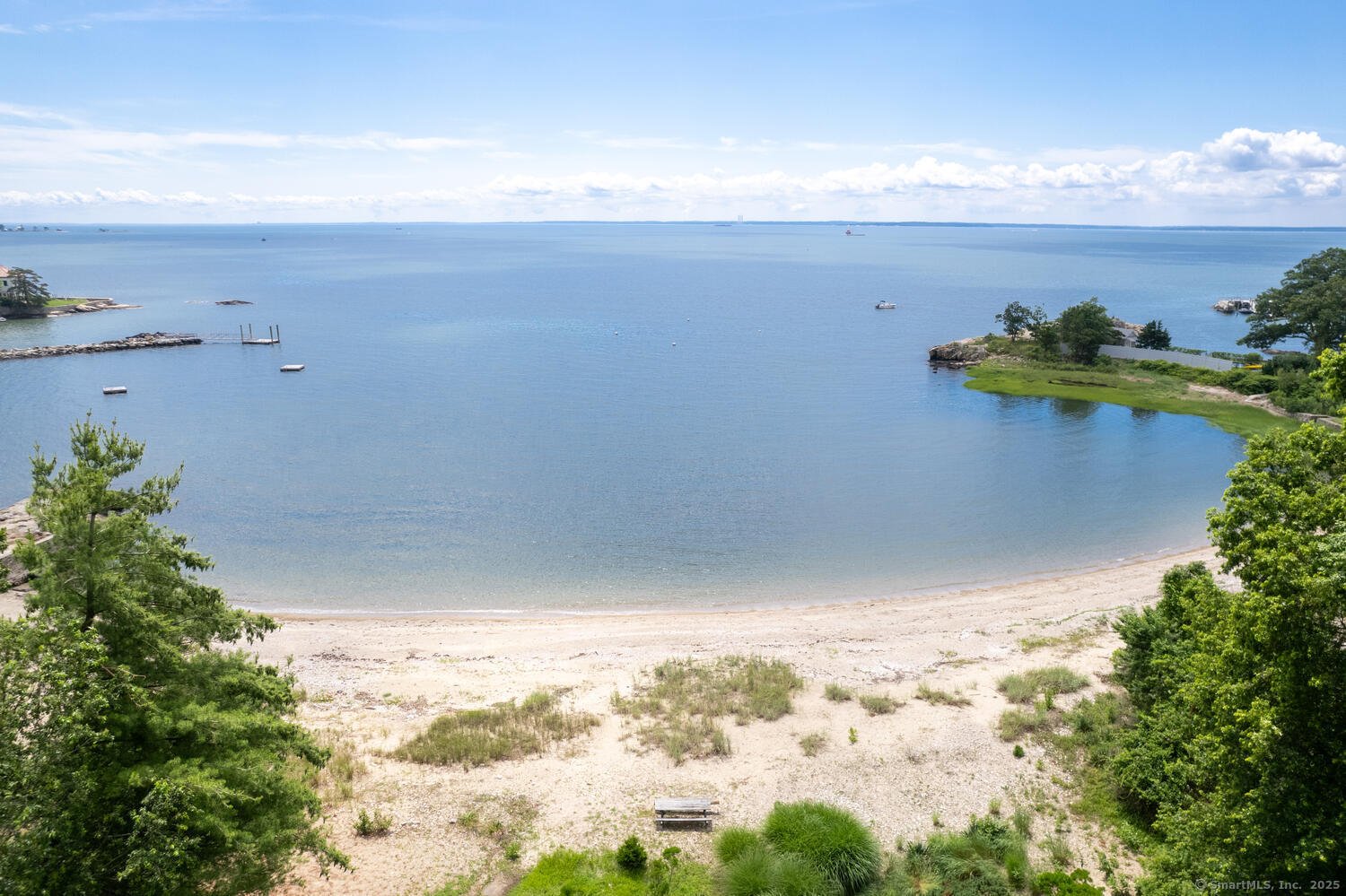 17 Contentment Island Road Photo 2