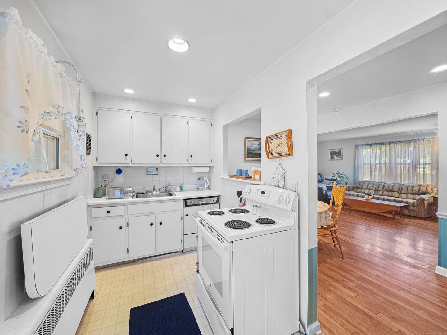 104 Strawberry Hill Avenue  #2 Photo 10