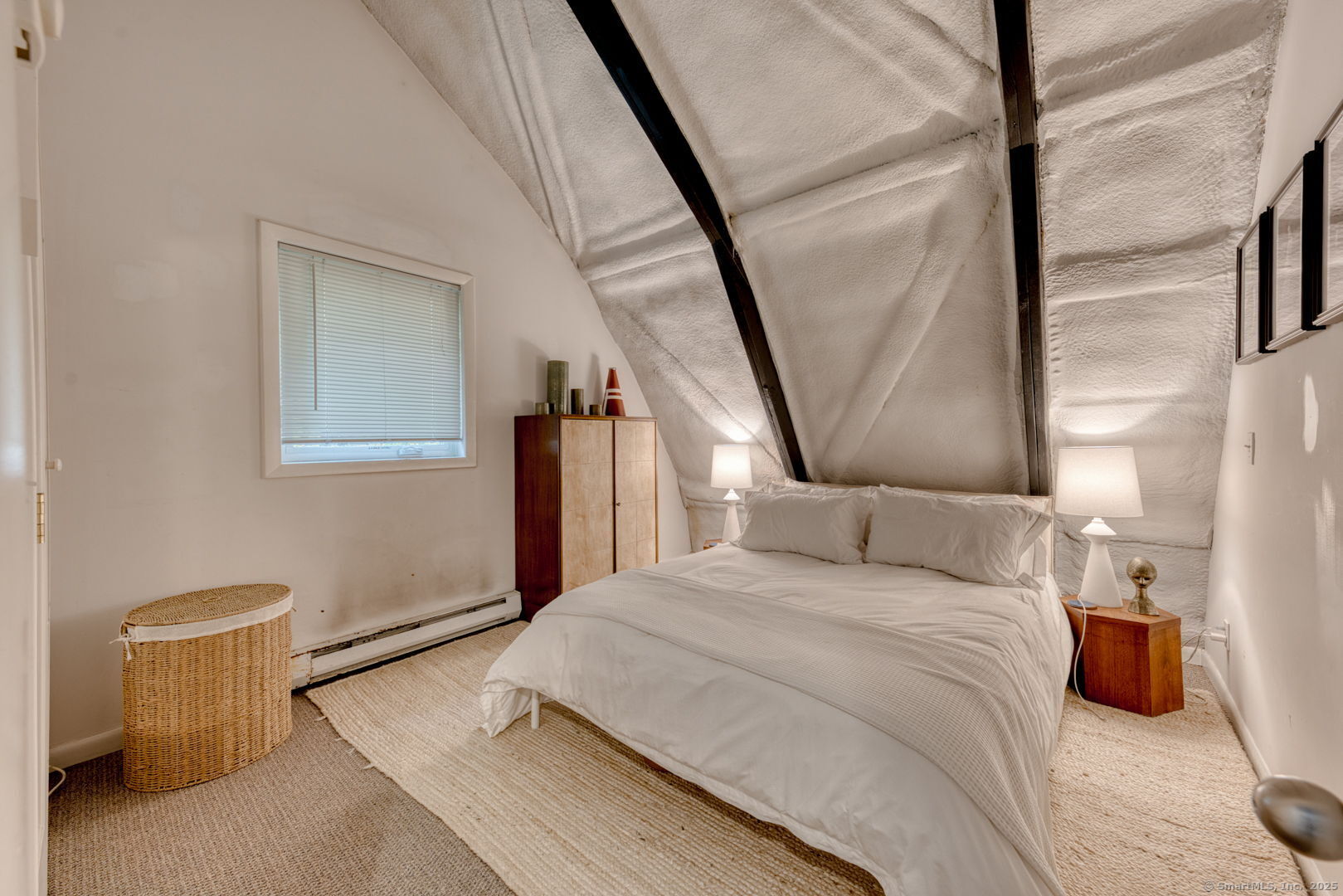 11 Day Road Photo 31