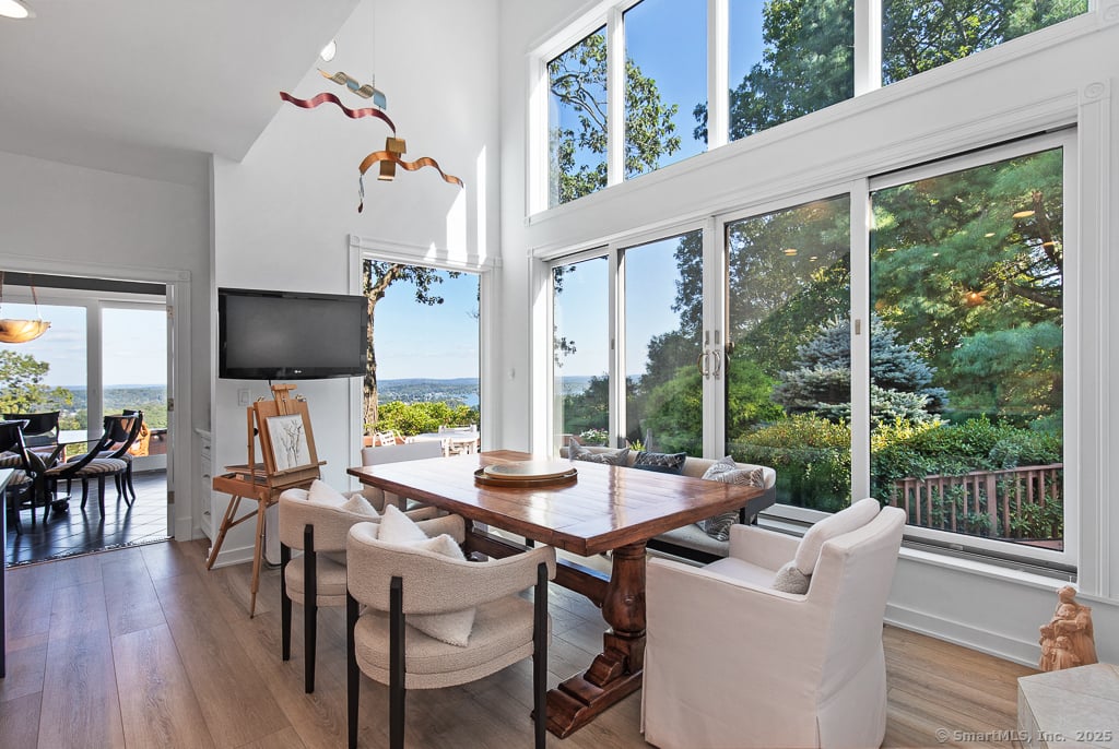 15 Alpine Road Photo 18