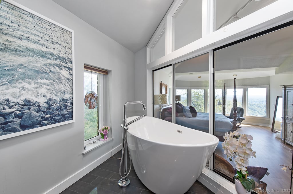 15 Alpine Road Photo 31