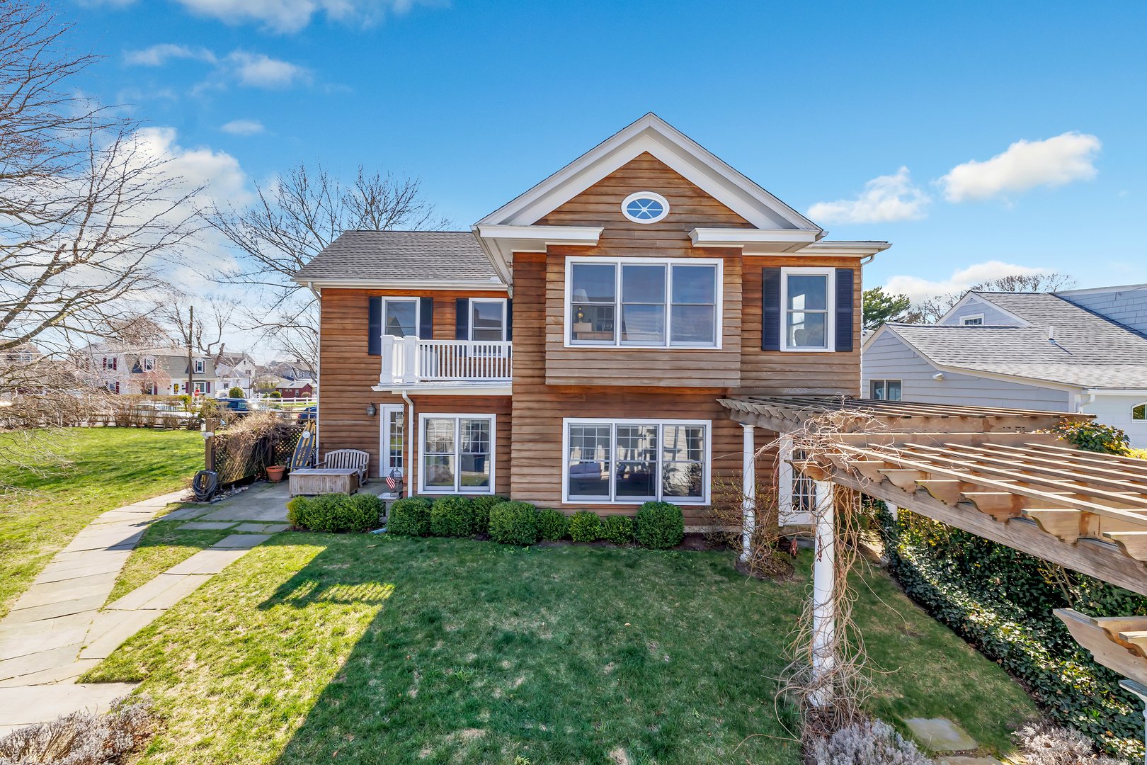 139 Rogers Avenue Photo 6